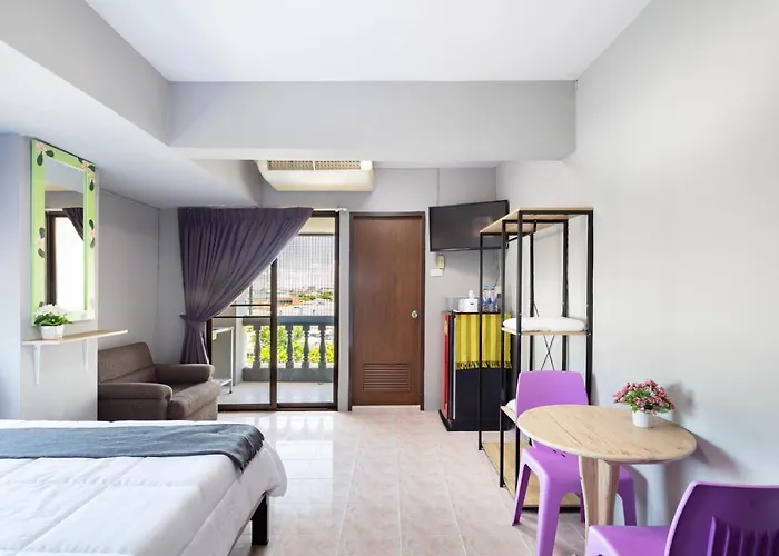 Penyos Residences ホテル 3*