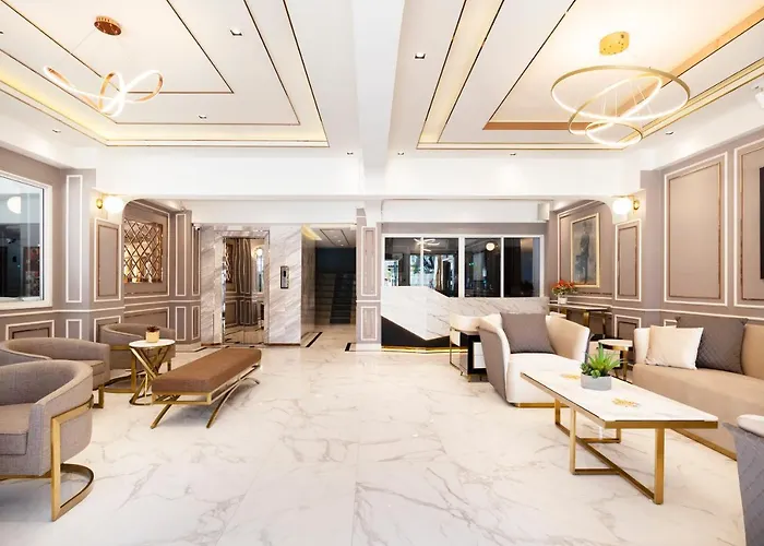 ホテル Penyos Residences