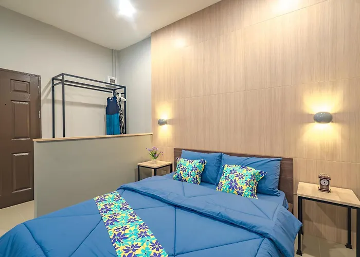 ホテル Penyos Residences